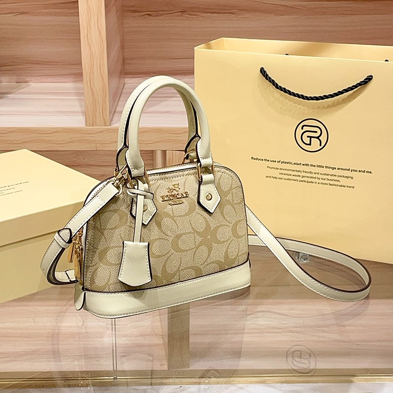 Borsa a Conchiglia da Donna di - Women Bags High End Brands recensione e prezzo